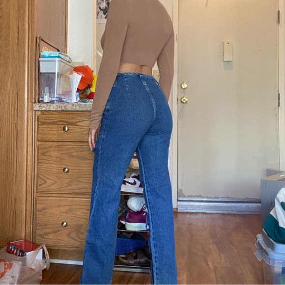 Cut out pants - Picture 3 of 3